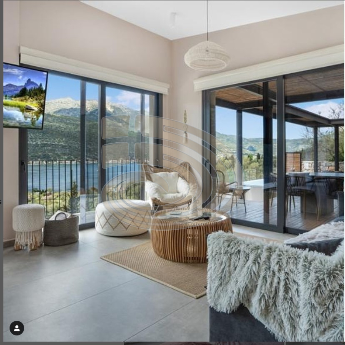 property-img